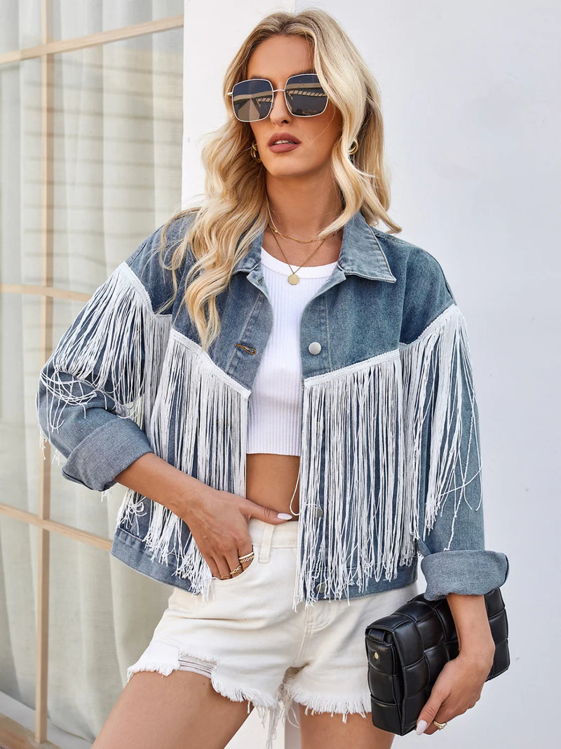 How to Rock a Fashionable Denim Jacket