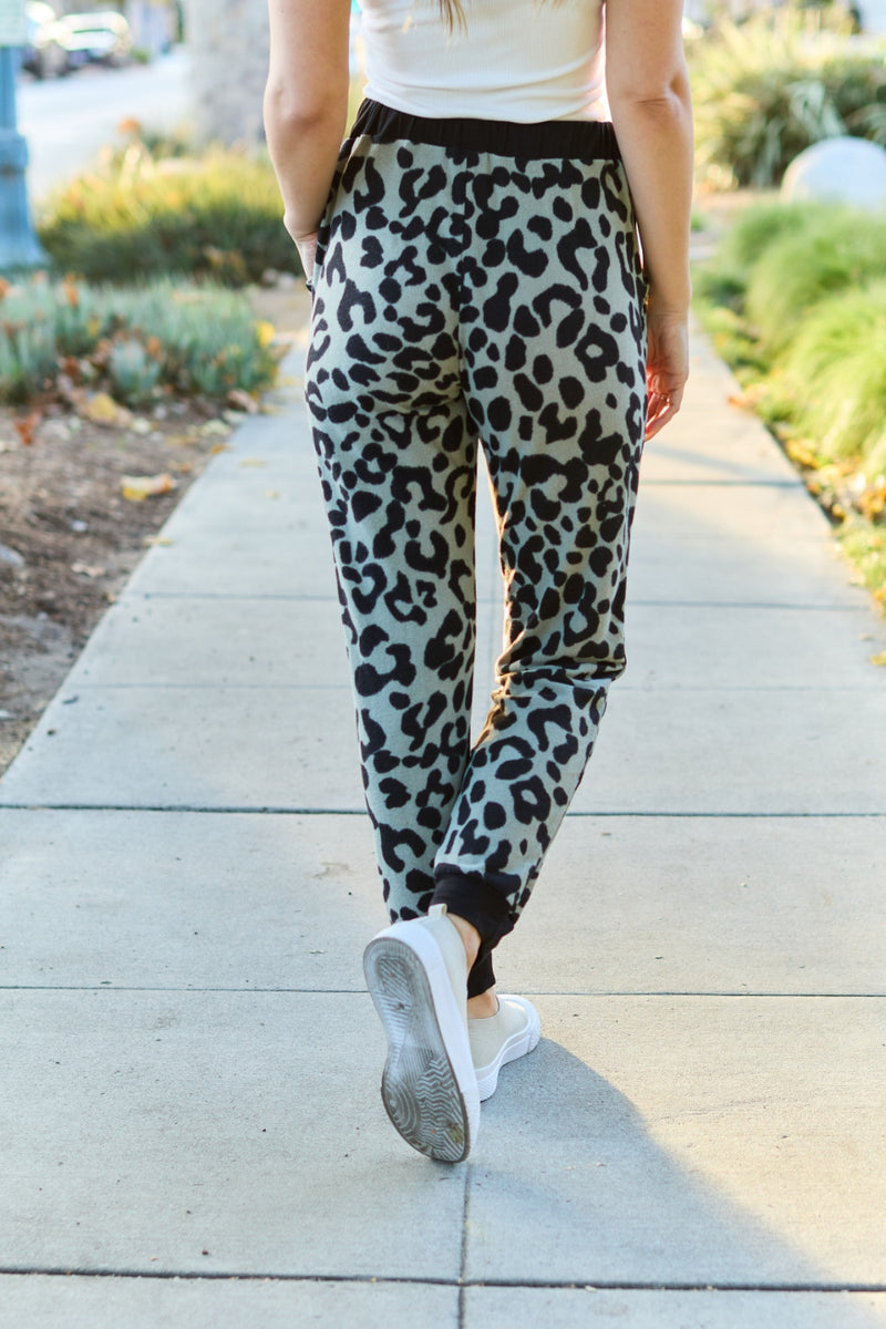 Celeste Design Full Size Leopard Contrast Sweatpants