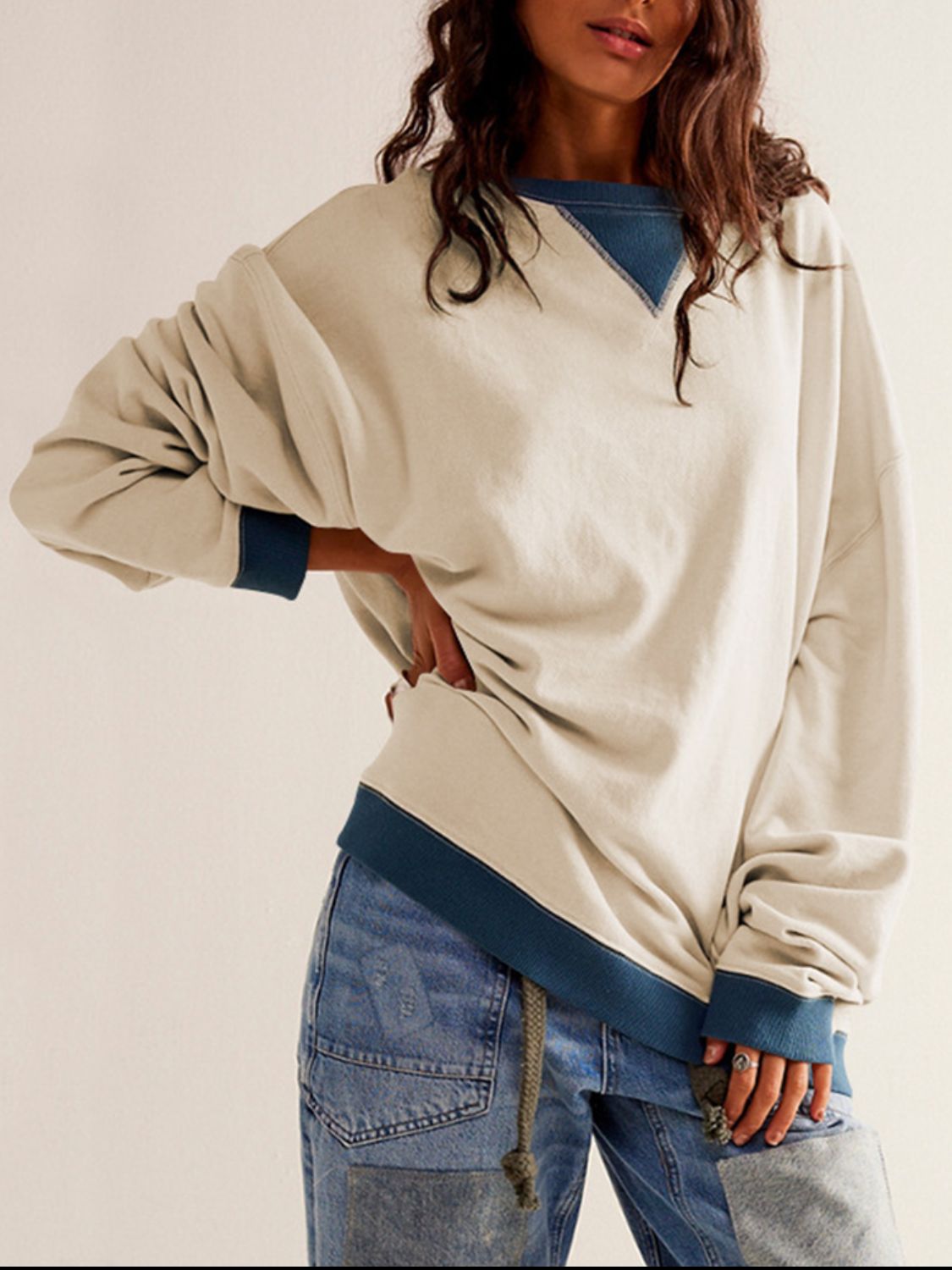 Contrast Trim Round Neck Long Sleeve Sweatshirt