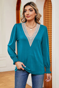 Lace Detail V-Neck Lantern Sleeve T-Shirt