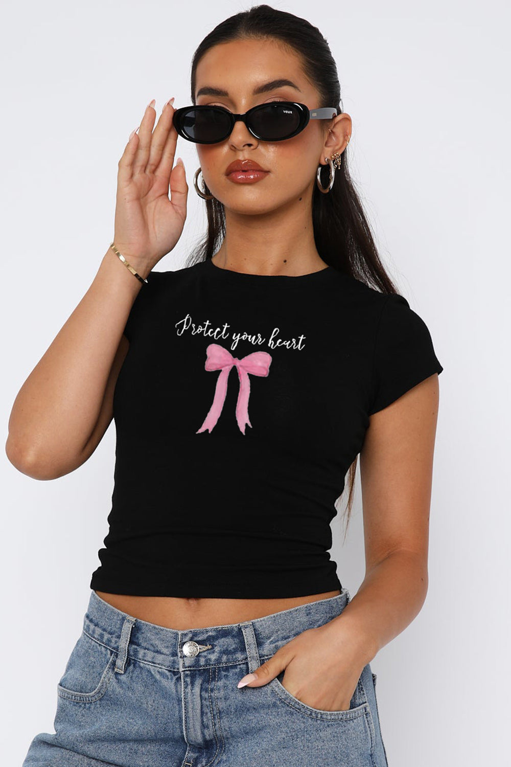 Bow Graphic Round Neck Short Sleeve T-Shirt