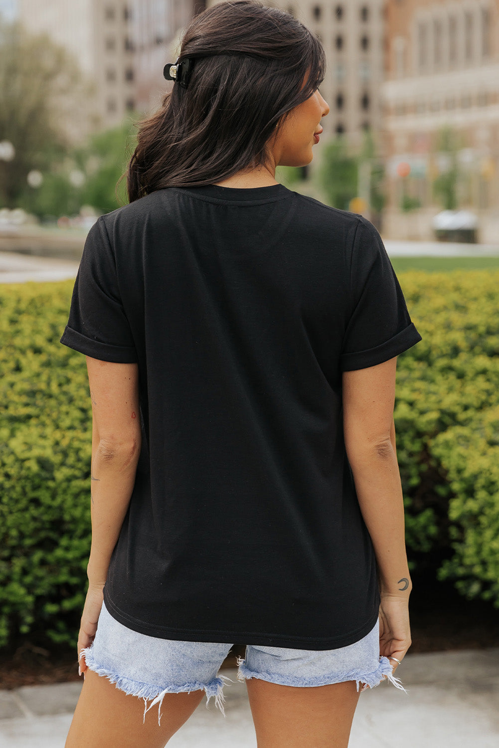 Bow Graphic Round Neck Short Sleeve T-Shirt