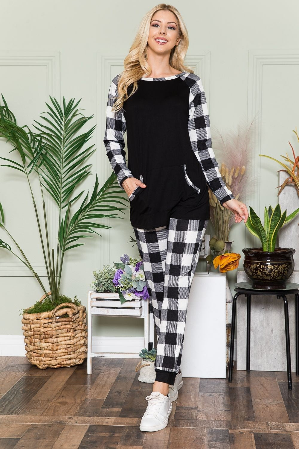 Plaid Long Sleeve T-Shirt with Pockets