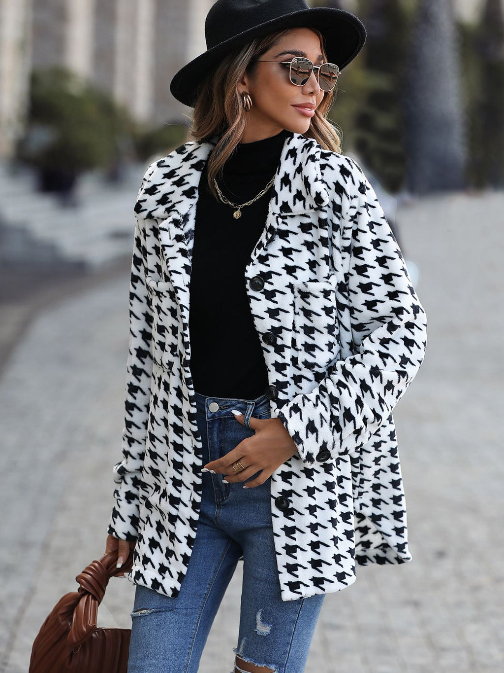 Jerry's Apparel Women Jackets White / S Houndstooth Button Down Jacket
