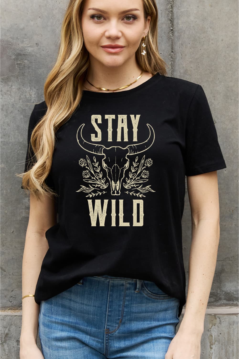Full Size STAY WILD Graphic Cotton Tee