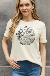 Full Size Butterfly & Mushroom Graphic Cotton Tee