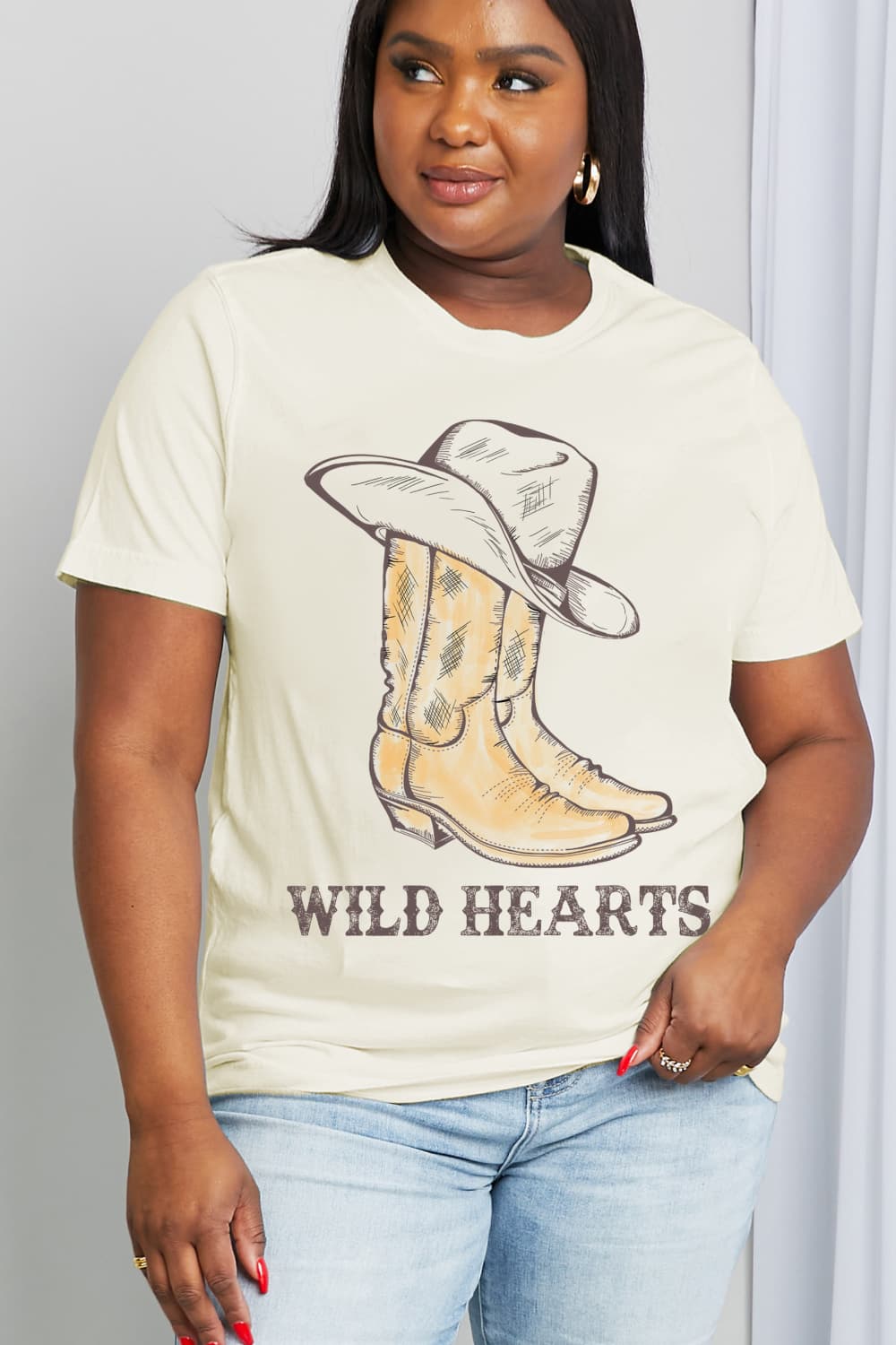 Full Size WILD HEARTS Graphic Cotton Tee