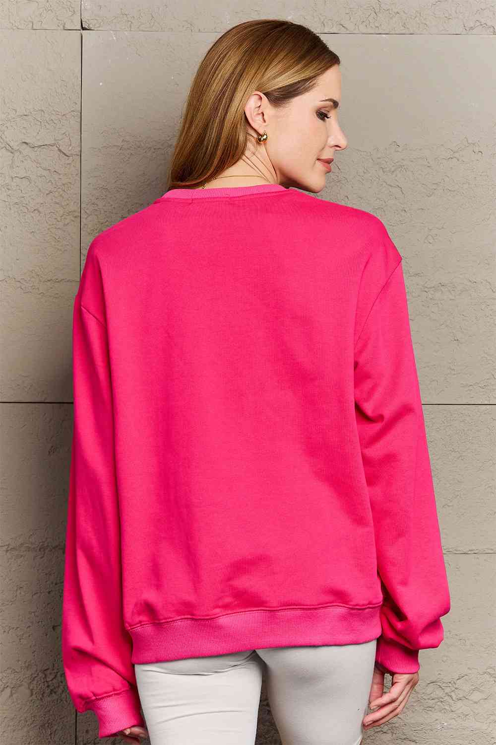 Full Size WINTER WONDERLAND ALUMNI Graphic Long Sleeve Sweatshirt
