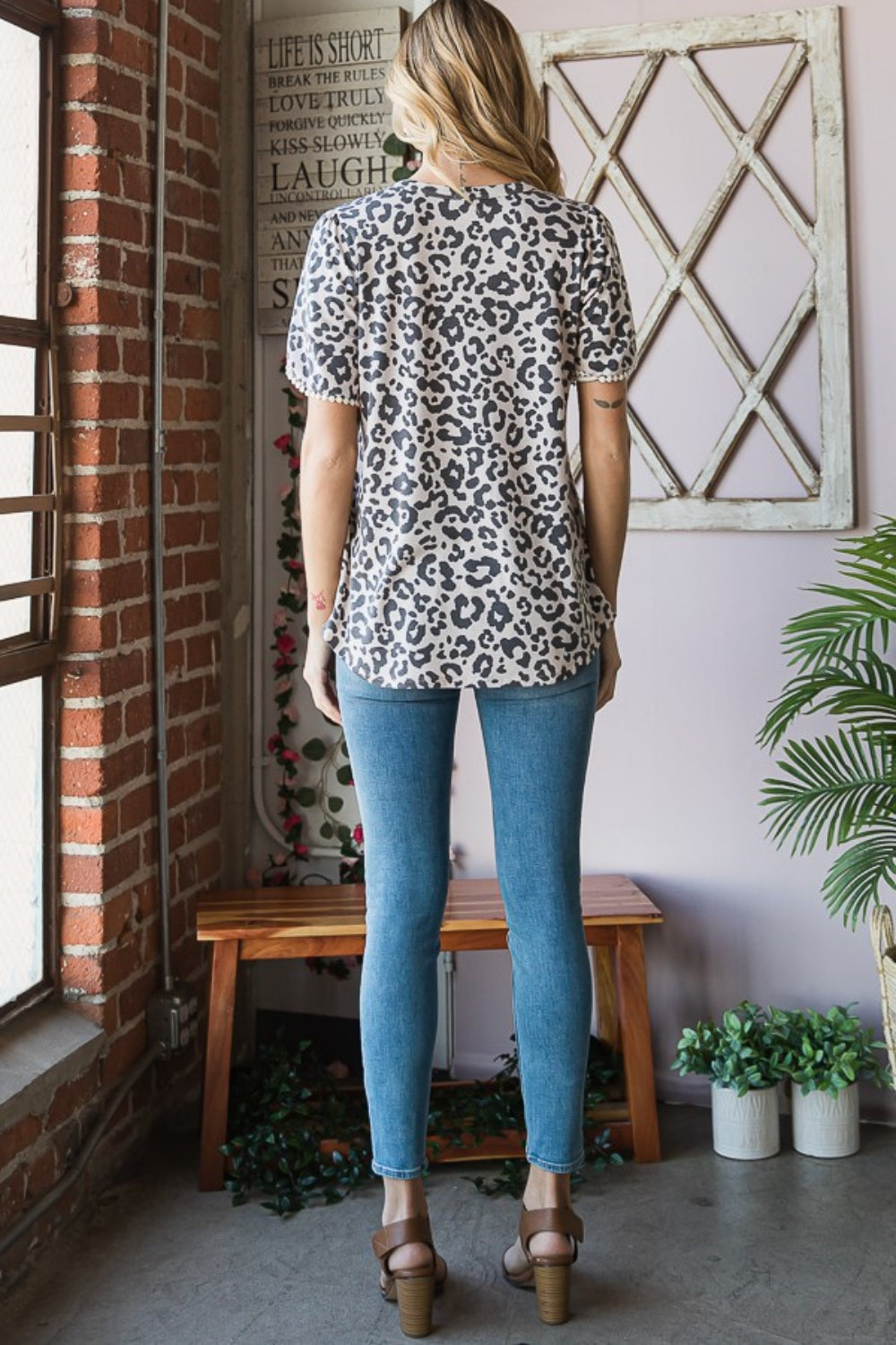 Leopard Round Neck Petal Sleeve T-Shirt
