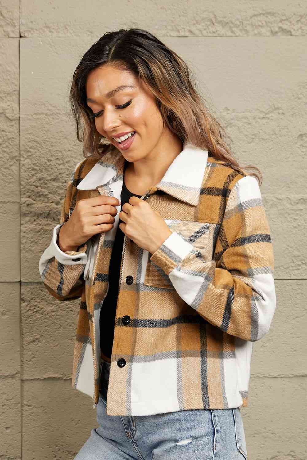 Plaid Collared Neck Jacket with Breast Pockets