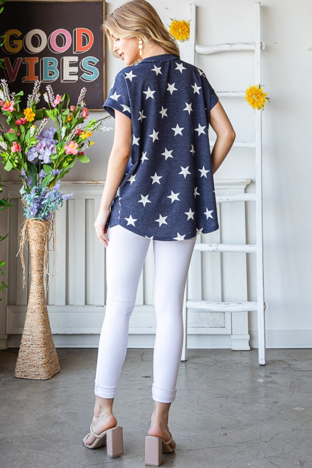 Full Size Star Print V-Neck Short Sleeve T-Shirt