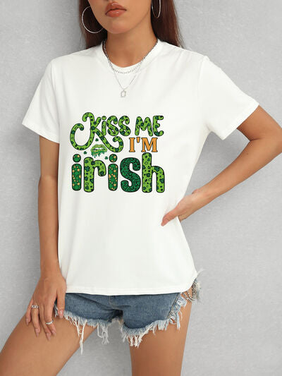 KISS ME I'M IRISH Round Neck T-Shirt