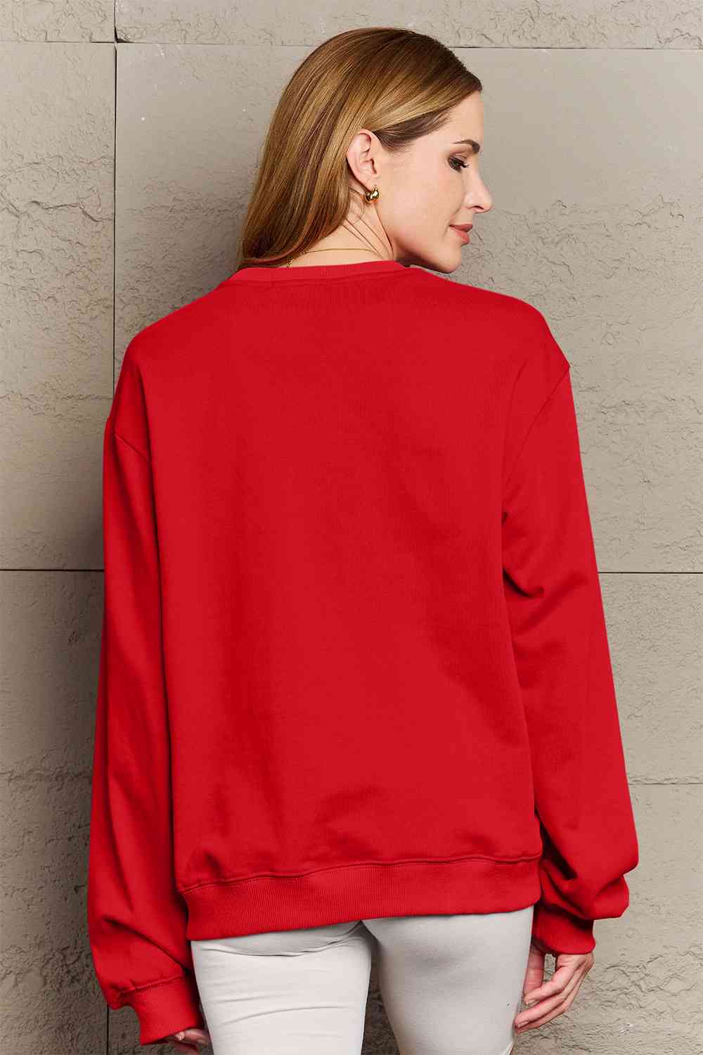 Full Size WINTER WONDERLAND ALUMNI Graphic Long Sleeve Sweatshirt